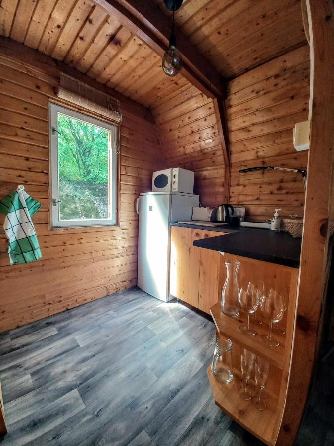 The Woodhouse Vendeghaz Apartment Nagymaros Luaran gambar